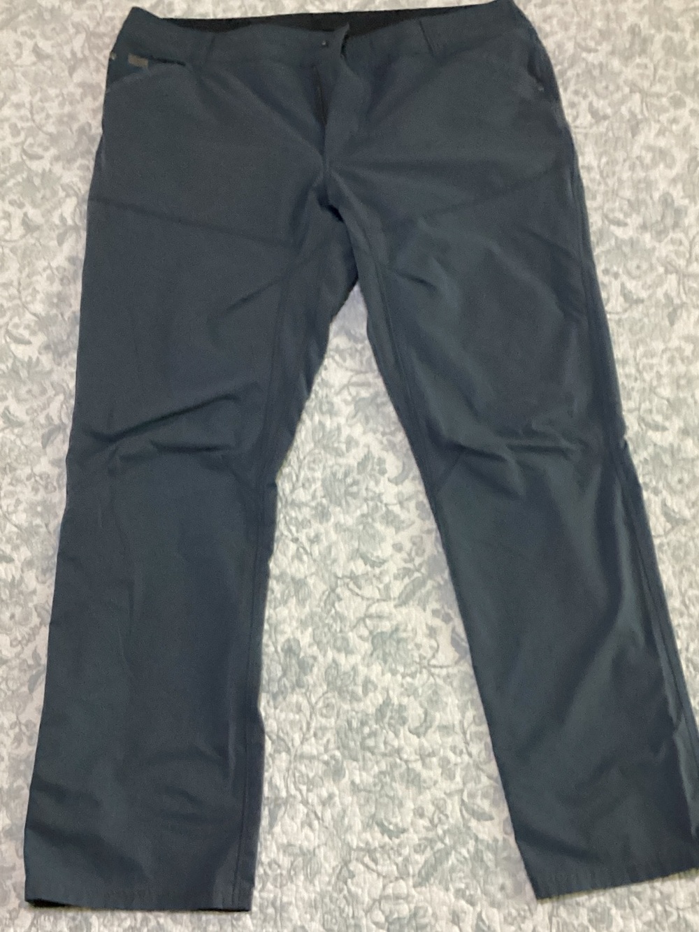 Kuhl Men’s Charcoal Gray Chinos